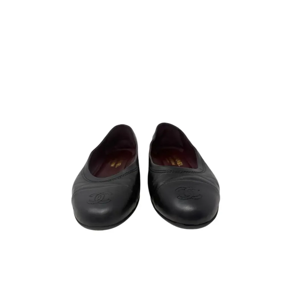 Chanel Lambskin Cap Toe CC Uniform Ballet Ballerina Flats Size 38.5